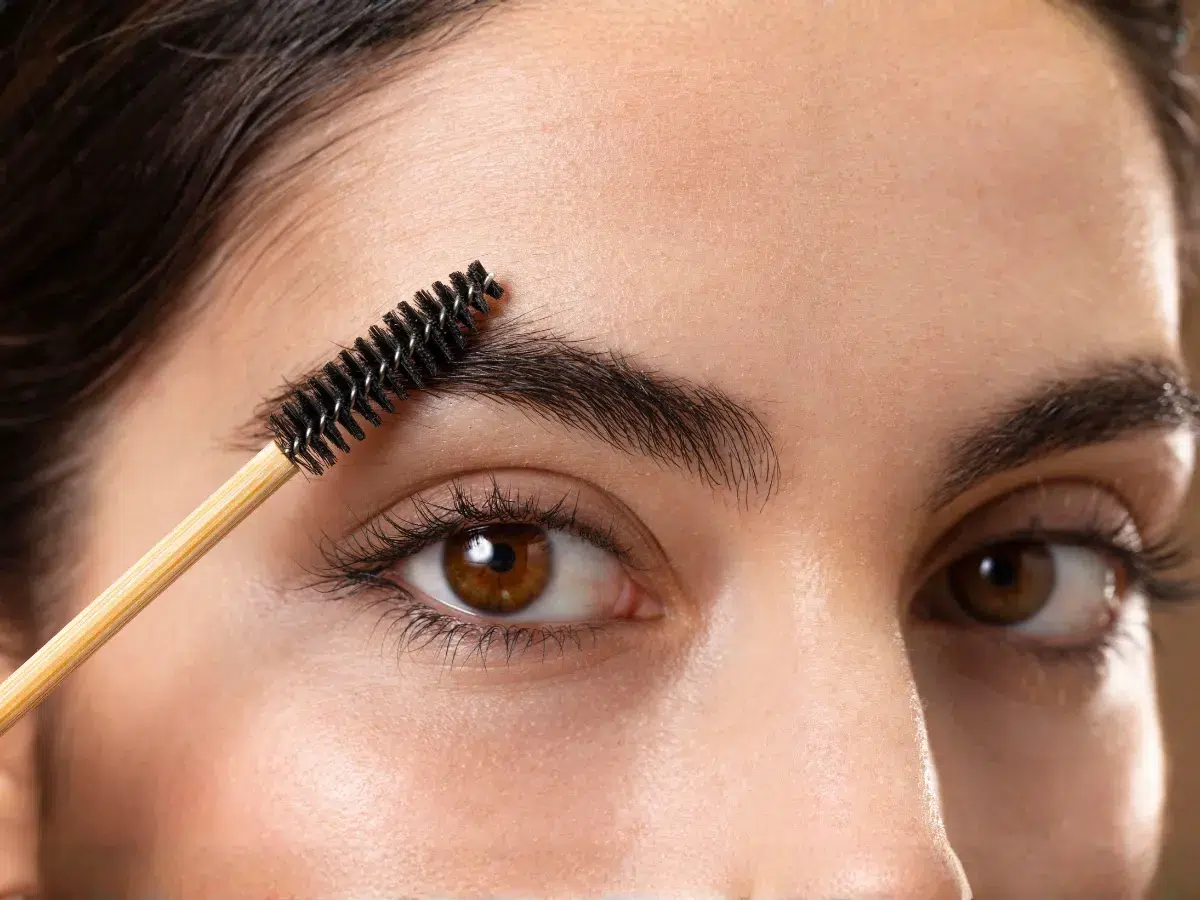 Professional eyebrow tint result at Viviane Aires Skin Wellness